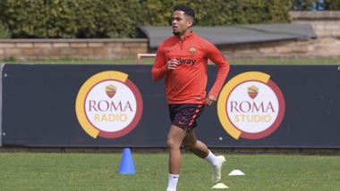 Roma, Kluivert: «Bello vedere l'Ajax dare spettacolo in Europa»
