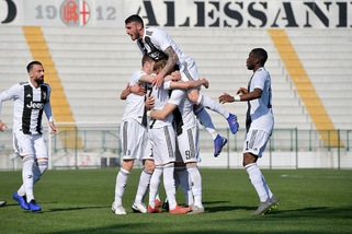 Serie C, Gozzano-Juventus U23 1-2: Zanimacchia e Bunino lanciano i bianconeri