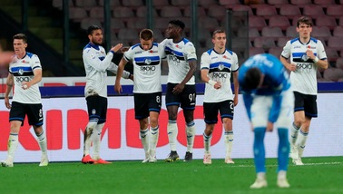 Serie A, Napoli-Atalanta 1-2: Zapata e Pasalic, rimonta da Champions