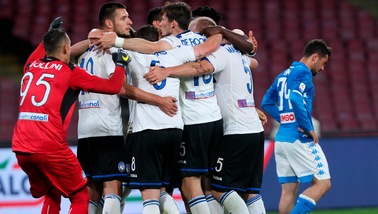 Spettacolo Atalanta, Zapata e Pasalic stendono il Napoli