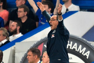 Premier League, United-Chelsea: Sarri favorito sul filo