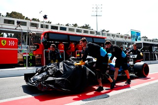 F1, Gp Baku: botto Williams e gaffe dei soccorsi, annullate le prime libere