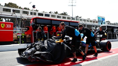 F1, Gp Baku: botto Williams e gaffe dei soccorsi, annullate le prime libere