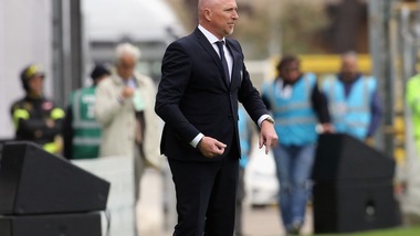 Serie A Cagliari, Maran: «Otteniamo la salvezza matematica il prima possibile»