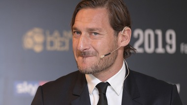 Roma, Totti: «Non ho incontrato Conte. Zaniolo? Le cose si fanno in due»