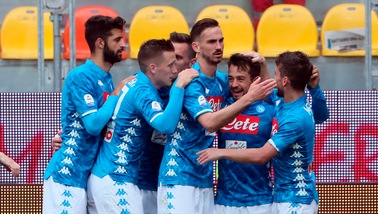 Frosinone-Napoli 0-2: Mertens aggancia Maradona, Younes show