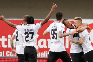 Parma, Asprilla fa visita a Calisto Tanzi