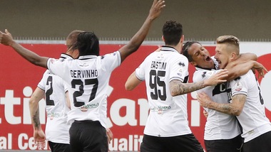 Parma, Asprilla fa visita a Calisto Tanzi