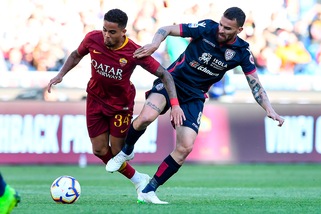 Serie A Cagliari, assente Cigarini, parte di lavoro in gruppo per Castro