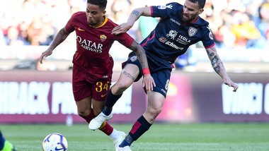 Serie A Cagliari, assente Cigarini, parte di lavoro in gruppo per Castro