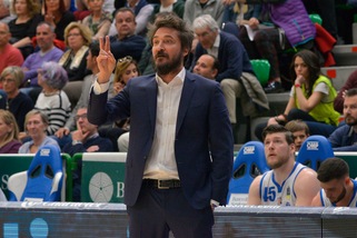 Basket Eurocup, Pozzecco: «Voglio regalare a Sassari un grande sogno»