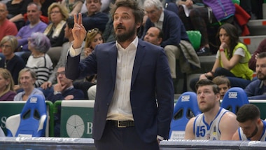 Basket Eurocup, Pozzecco: «Voglio regalare a Sassari un grande sogno»