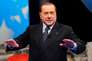 Silvio Berlusconi operato per occlusione intestinale: presto sarà dimesso