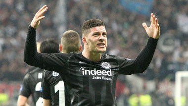 Jovic firma con il Real Madrid: contratto fino al 2025