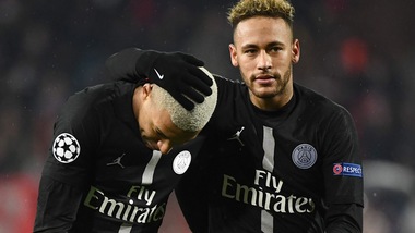 Psg: tre giornate a Mbappé, aperta indagine per il pugno di Neymar