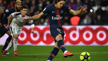 Ligue 1, Cavani spreca il rigore al 93' e il PSG fa 1-1 con il Nizza