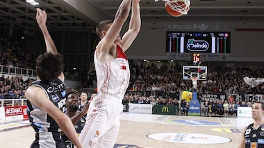 Basket Serie A: Milano blinda il primo posto, Cremona batte la Reyer ed è seconda