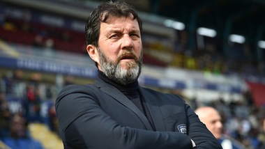 Serie A, il Cagliari non ci sta. Carli: «Var sta diventando barzelletta, c'era uno scienziato»