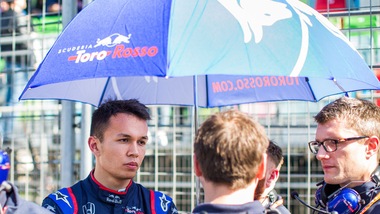 F1 Toro Rosso, Albon: «La nostra posizione in classifica mente»