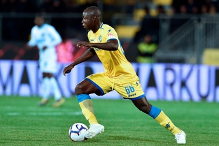 Serie A Frosinone, si ferma Chibsah: trauma contusivo al ginocchio destro