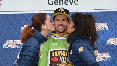 Giro d'Italia, Roglic sfida Dumoulin