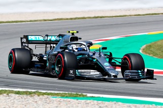 F1 Gp Spagna: le Mercedes dominano le libere, Ferrari indietro