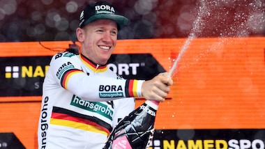 Giro d'Italia: Ackermann beffa Viviani ed Ewan sul traguardo di Fucecchio