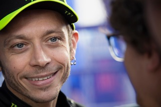 Valentino Rossi alla festa FIM: "Con la federazione lavoriamo sui giovani"