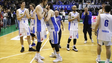 Treviso alle semifinali dei playoff di A2, vittorie pesanti per Verona e Bergamo