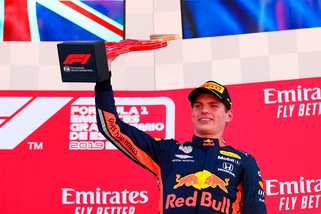 Verstappen: «Le Red Bull non sono ancora al livello delle Mercedes»