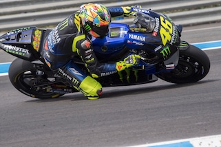 Rossi fa all in a Le Mans e conquista la Q2
