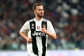 Mercato Juve, tutto ruota intorno a Pjanic