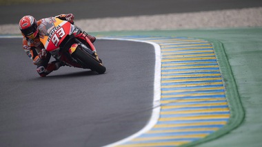 Le Mans: Marquez trionfa, poi le due Ducati. Quinto Rossi