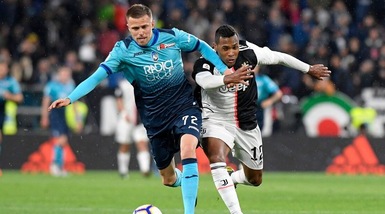 Juve-Atalanta, la moviola: per Alex Sandro e Matuidi mano e scivolata a rischio