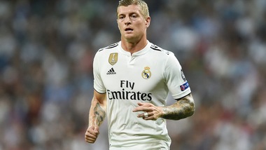 Kroos rinnova con il Real Madrid fino al 2023
