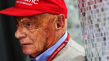 Lauda, Ferrari: «Niki sempre nei nostri cuori»