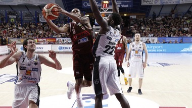 Playoff A1 basket, Cremona e Venezia si portano sul 2-0 nella serie