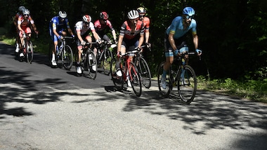 Giro d'Italia, 12ª tappa a Benedetti. Polanc nuova maglia rosa