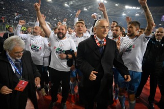 Festa a Formello, Lotito ai tifosi: «Inzaghi rimane alla Lazio»