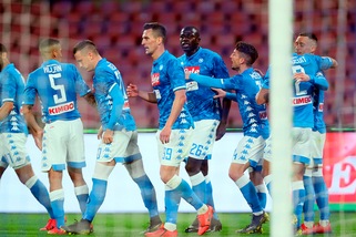 Napoli, idea Elmas del Fenerbahçe