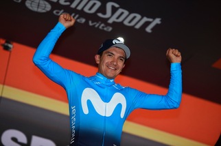 Carapaz vince la 14ª tappa del Giro d'Italia e conquista la maglia rosa