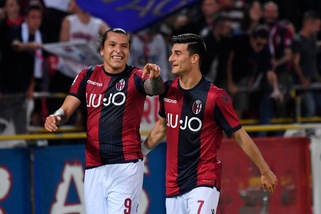 Bologna-Napoli 3-2: Santander show, Mertens non basta