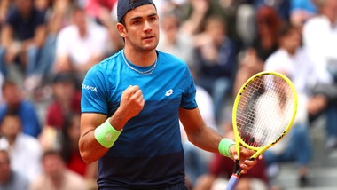 Berrettini avanti a Parigi: battuto in 4 set lo spagnolo Andujar