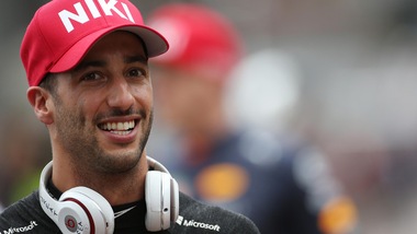Ricciardo: "Hamilton mi chiuse nel 2016 e la passò liscia"