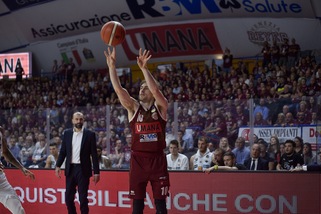 Venezia vola in semifinale playoff di Serie A