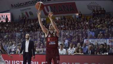 Venezia vola in semifinale playoff di Serie A