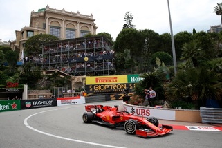 Ferrari: nei prossimi due Gp cambia il logo sulle monoposto