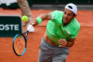 Roland Garros, Travaglia sfiora l'impresa. Avanza Mannarino