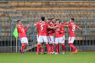 Playoff di C, il Piacenza fa il colpaccio a Imola. Feralpisalò-Triestina 1-1