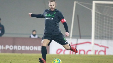 Pordenone, rinnovo fino al 2021 per capitan Stefani